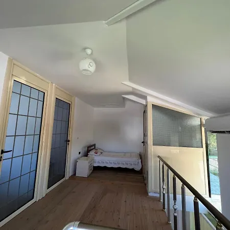 Vila Spille Villa Rrogozhine